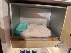 General Electric model no TA11 SCB Refrigerator with Freezer