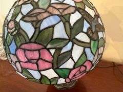 Tiffany Style Stained Glass Lamp