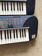 Lot of 5 Electronic Yamaha Keyboards