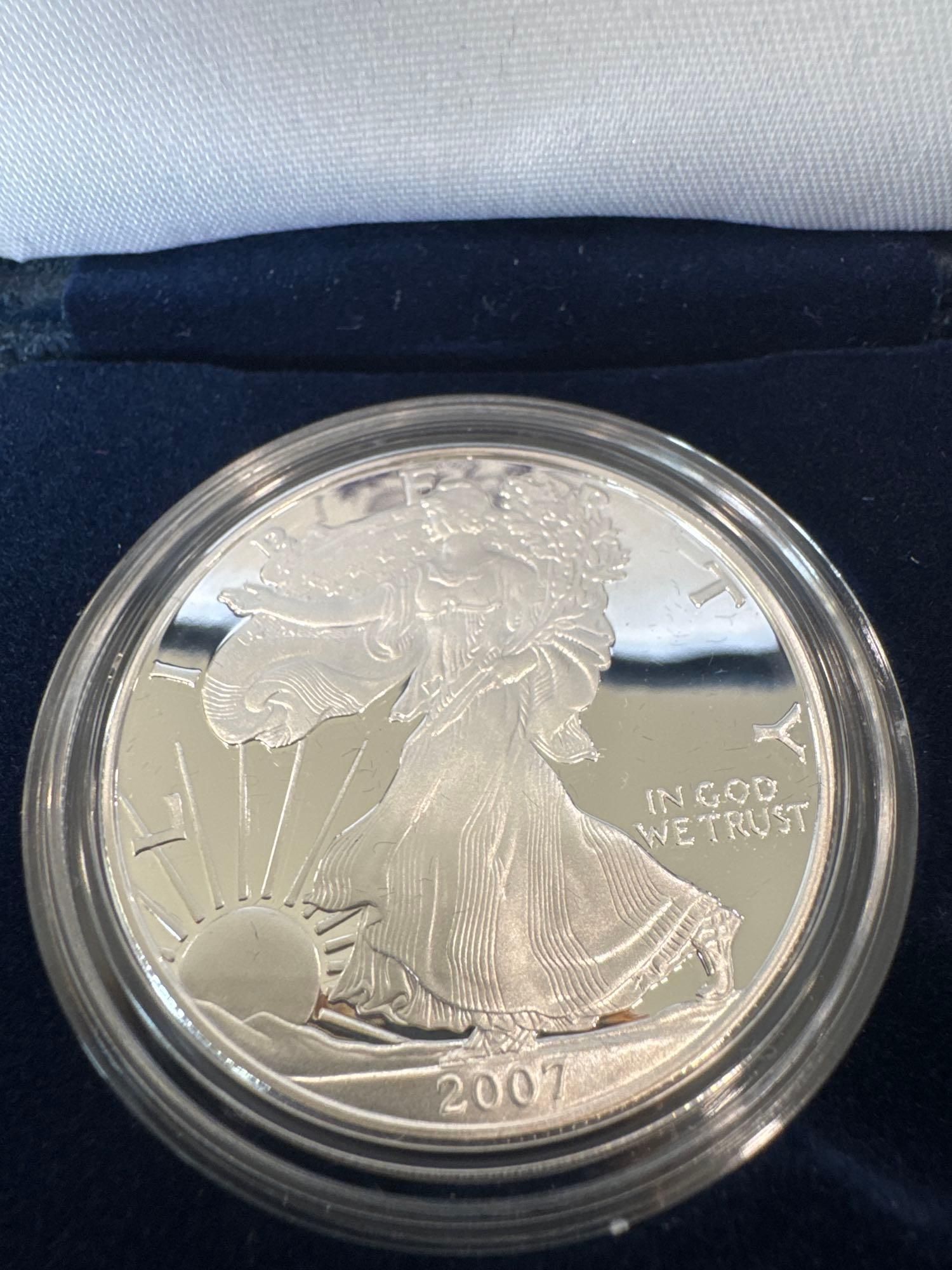 Lot image 2