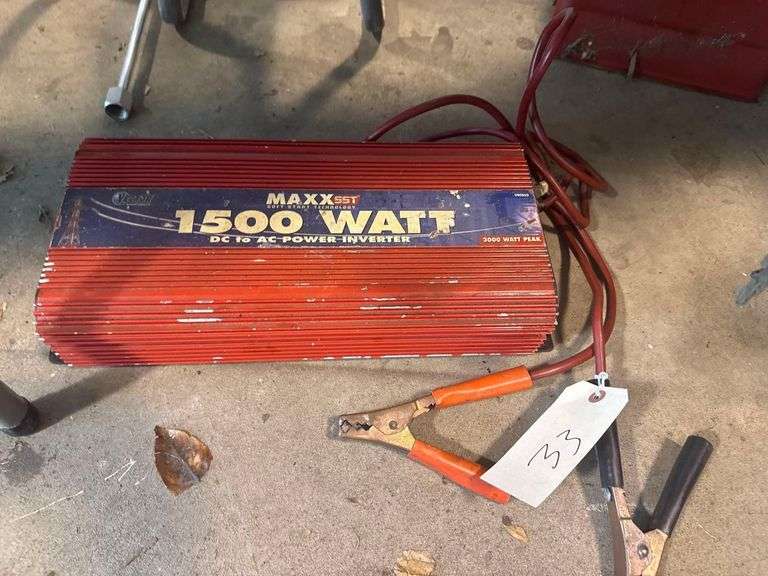 Maxx SST 1500 Watt DC to AC Power Inverter