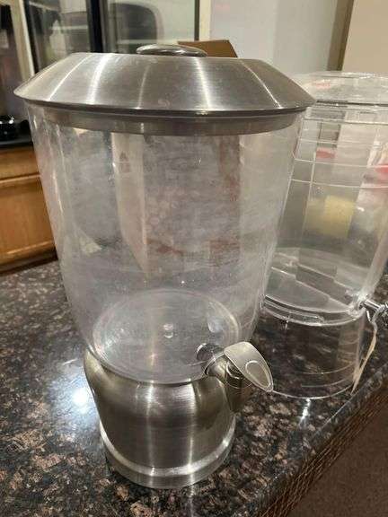 2 Beverage Dispensers - Approx. 1.5Gal