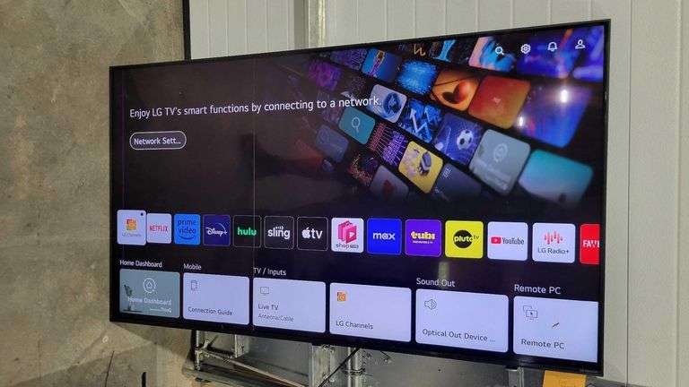 LG NANO75 Series 55-Inch Class Smart TV 55NANO75UQA - 2022 AI-Powered 4K, Alexa Built-In. Works, but has small vertical green line on left side of screen. image