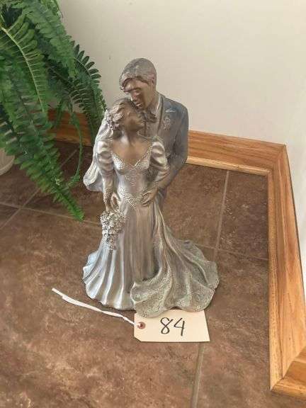 15in Wedding Statue Decor