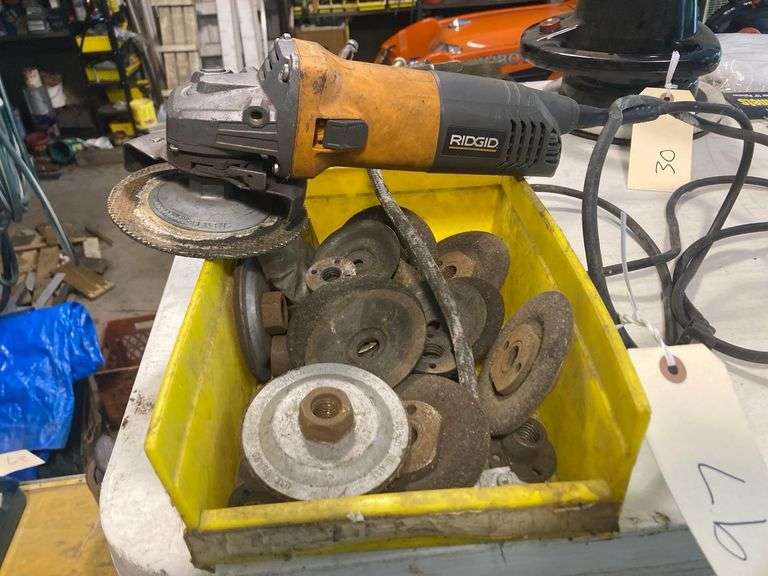 Ridgid Grinder with Assorted Grinder Bits