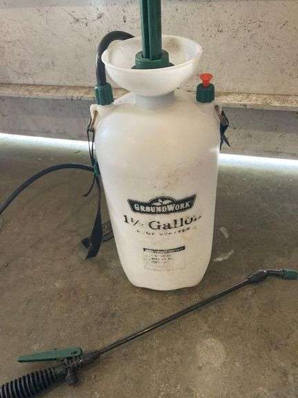 Groundwork 1 1/2 Gallon Pump Sprayer