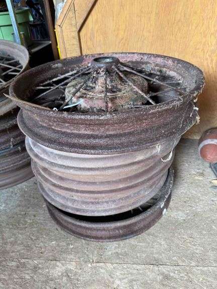 4 1920’s or 30’s Ford 5 Lug Wire Wheels