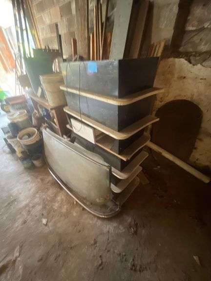 Shelf approx 4ftx3ft