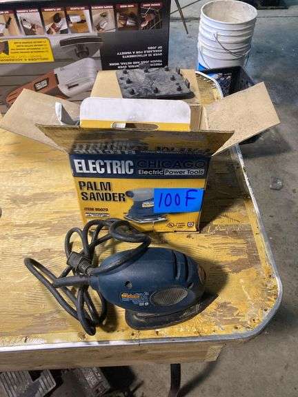 Chicago Electric Power Tools Palm Sander