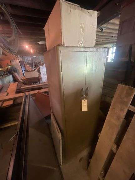 Metal Cabinet 5ft with Pipe Bender, Hand Tools