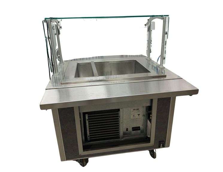 Randell Cold Food Display Server - Model DI-2025TA - Serial No. L10C33262L - 1PH - 40in x 33in x 53in