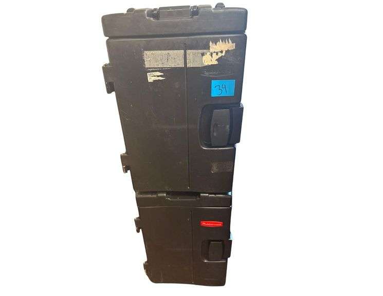 2 Rubbermaid Insulated Food Pan Carriers