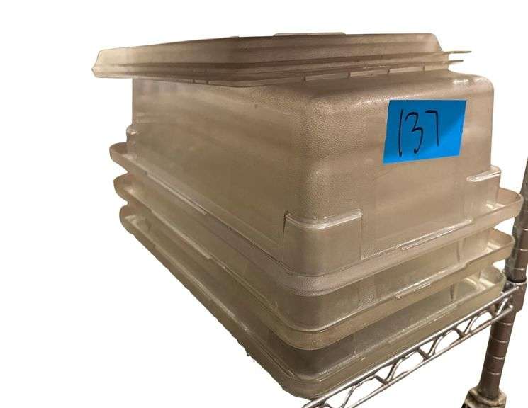 Plastic Tubs with Lids