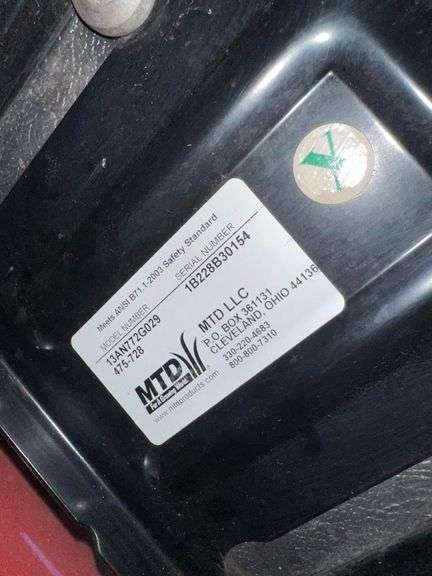 MTD Yard Machines 742RL Riding Mower - Model 13AN772G029 - Serial No. 1B228B30154 - Needs Fixed