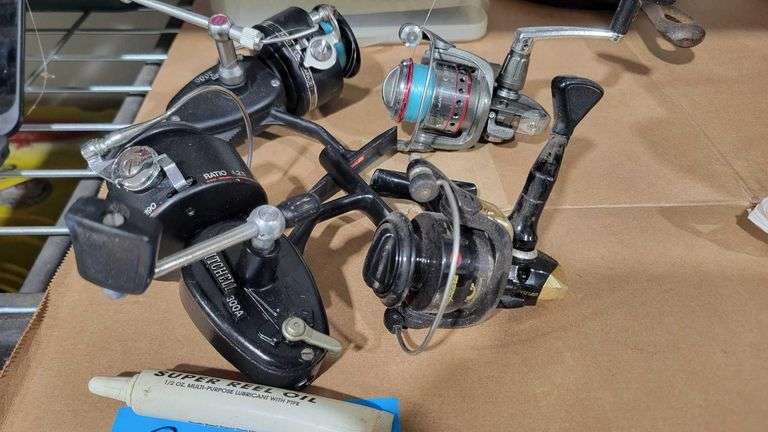 Various Fishing Rod Reels image