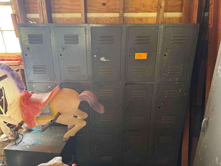 3 Locker Units and Contents