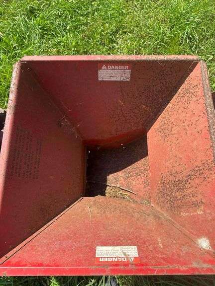 MTD Chipper/Shredder - 5HP Engine
