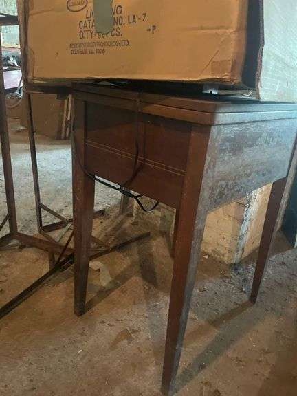Rusted Metal Coffee Table with out Top, Box of Wood Decorations, Wooden Nightstand