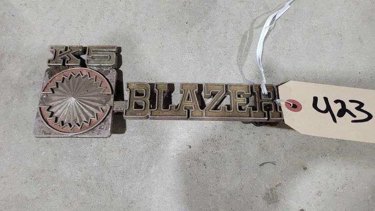 K5 Blazer Emblem image
