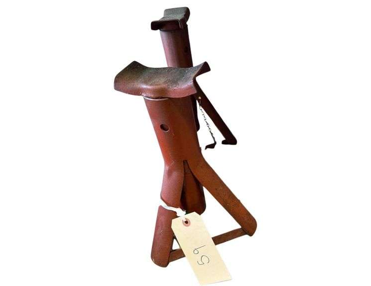 Pair of Red Jack Stands image