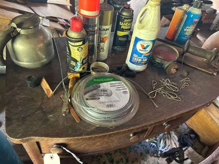 Wooden Dresser and Contents - 21in x 34in x 46in