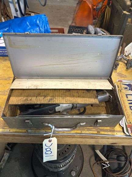 Black & Decker Vintage Electric Reciprocal Saw With Case