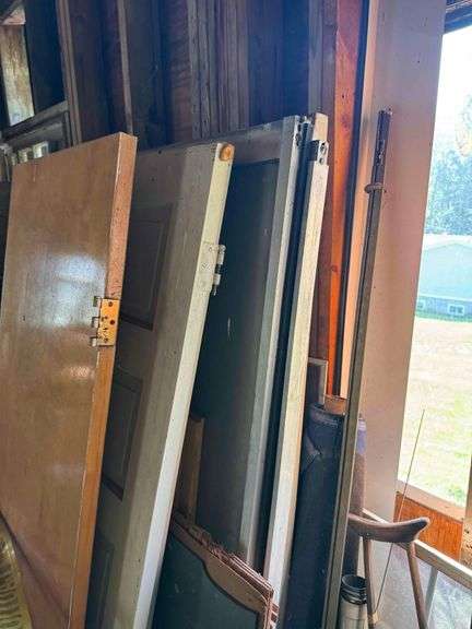 Locker Unit and Contents - Sleds, Shop Vac Parts, Swivel Stool, Etc