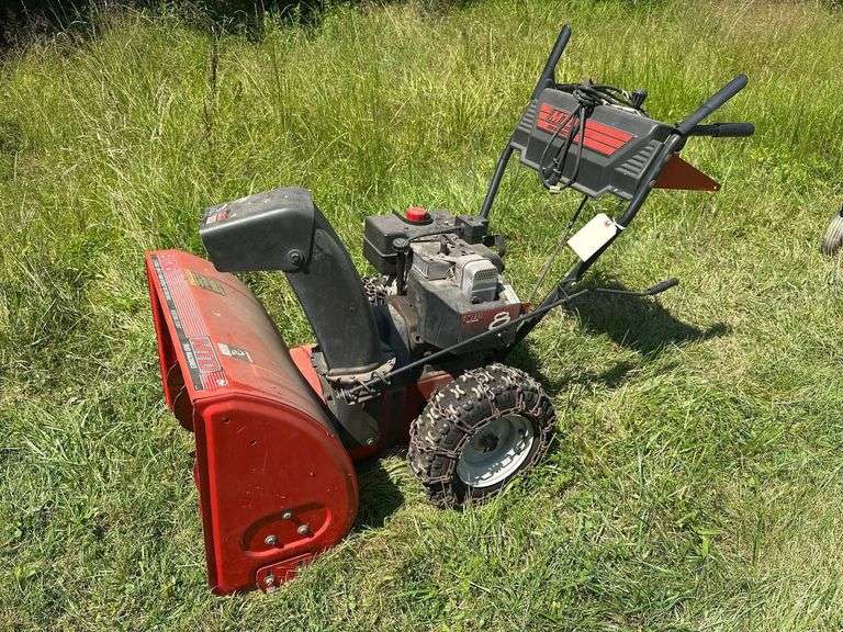MTD Yard Machines 26in Snow Thrower - Model 315E640F000 - Serial No. 1G284B40346