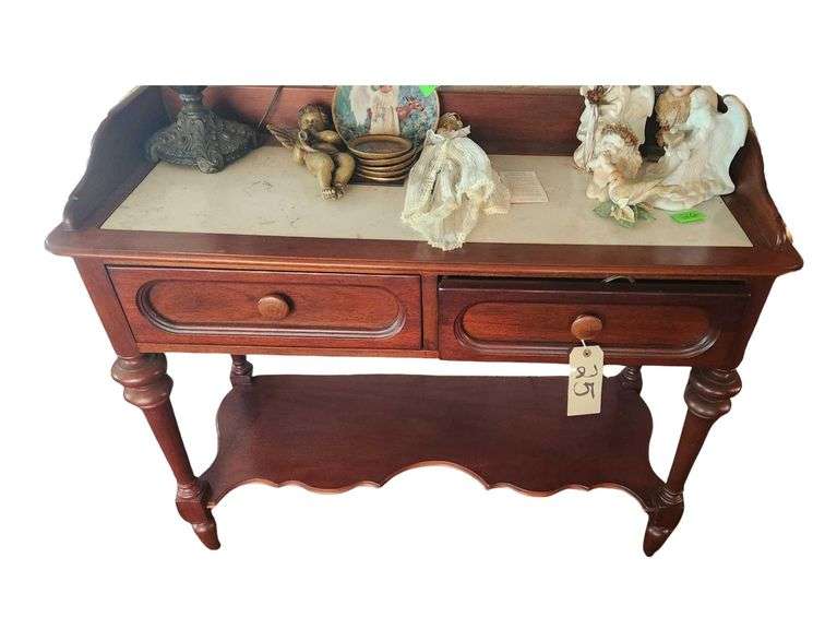 LEXINGTON FURNITURE Country French Provincial Style 46" Console Table