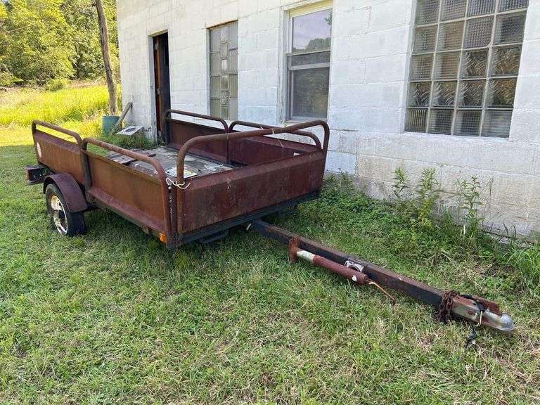 Small Equipment Trailer - Approx. 8ft x 5ft - *No Title Bill of Sale Only*