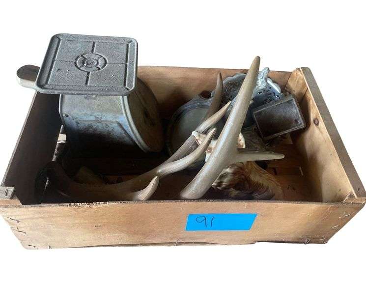 Box of Decor image