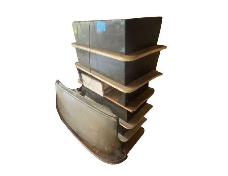 Shelf approx 4ftx3ft image