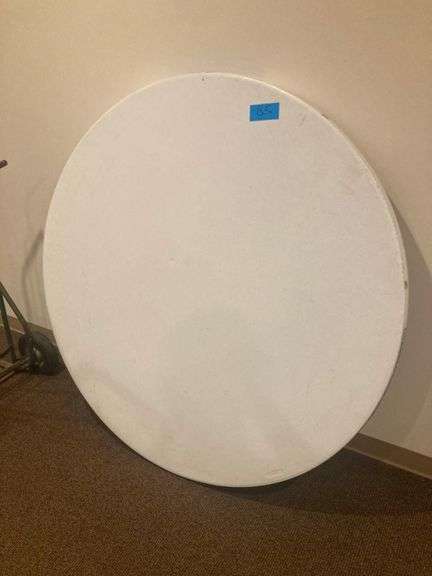 Lifetime 60in Round Folding Table