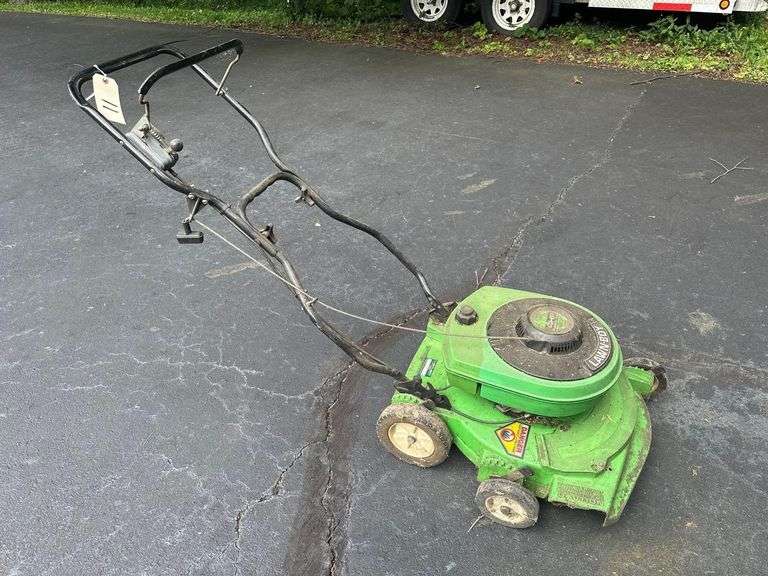 Lawn Boy Push Mower - Model S19ZPNB - Serial No. K182B0221