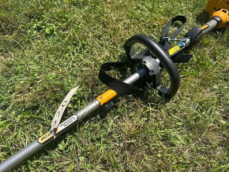 Cub Cadet Gas Powered Weed Trimmer/Brush Cutter - Model SC280