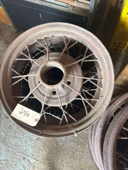 4 1920’s or 30’s Ford 5 Lug Wire Wheels