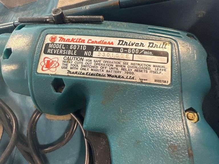 Makita Cordless Driver Drill