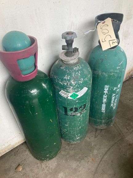 3 CO2 Tanks