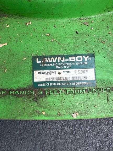 Lawn Boy Push Mower - Model S19ZPNB - Serial No. K182B0221
