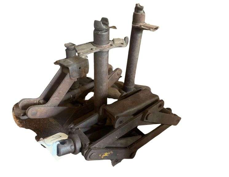2 Mechanical Jack, 3 Various sizes Support Stands image