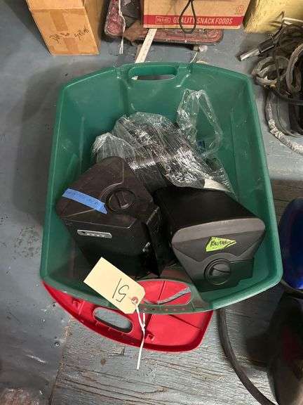 Tote Of Speakers