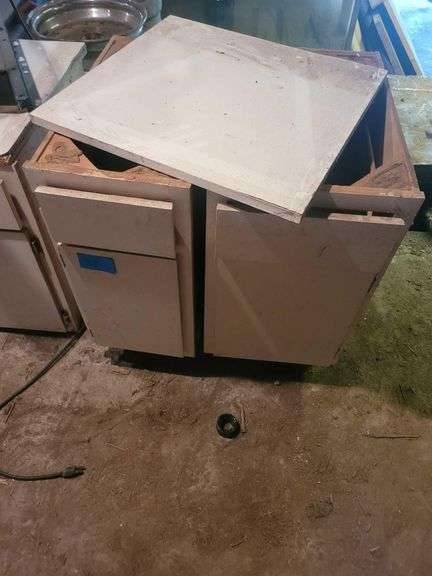 26x24in Cabinets