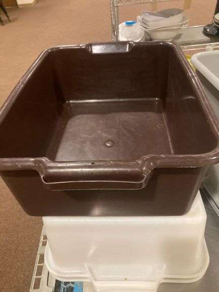 6 Plastic Food Containers