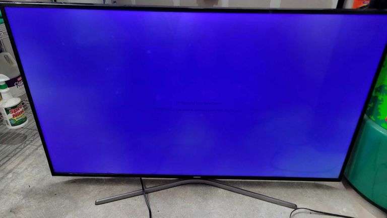 Samsung 55" UN55MU630DFXZA TV. Works, but has blue hue. image