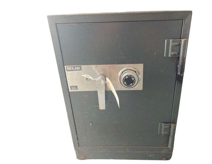 Meilink Model 300 Safe, 20 in x 20in x 28in, Locked with no Combination