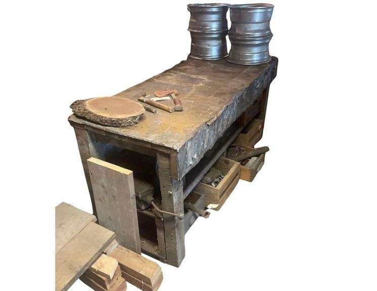 Work Table 6ftx2.5ftx3ft, Various Hardware - Items on top not included image