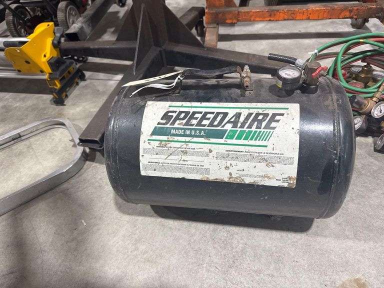 Speed Aire Air Carry Tank image