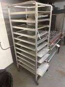 Speed Rack with 11 Aluminum Full Sheet Pans