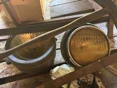 2 Saws and Automotive Lights