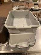 6 Plastic Food Containers